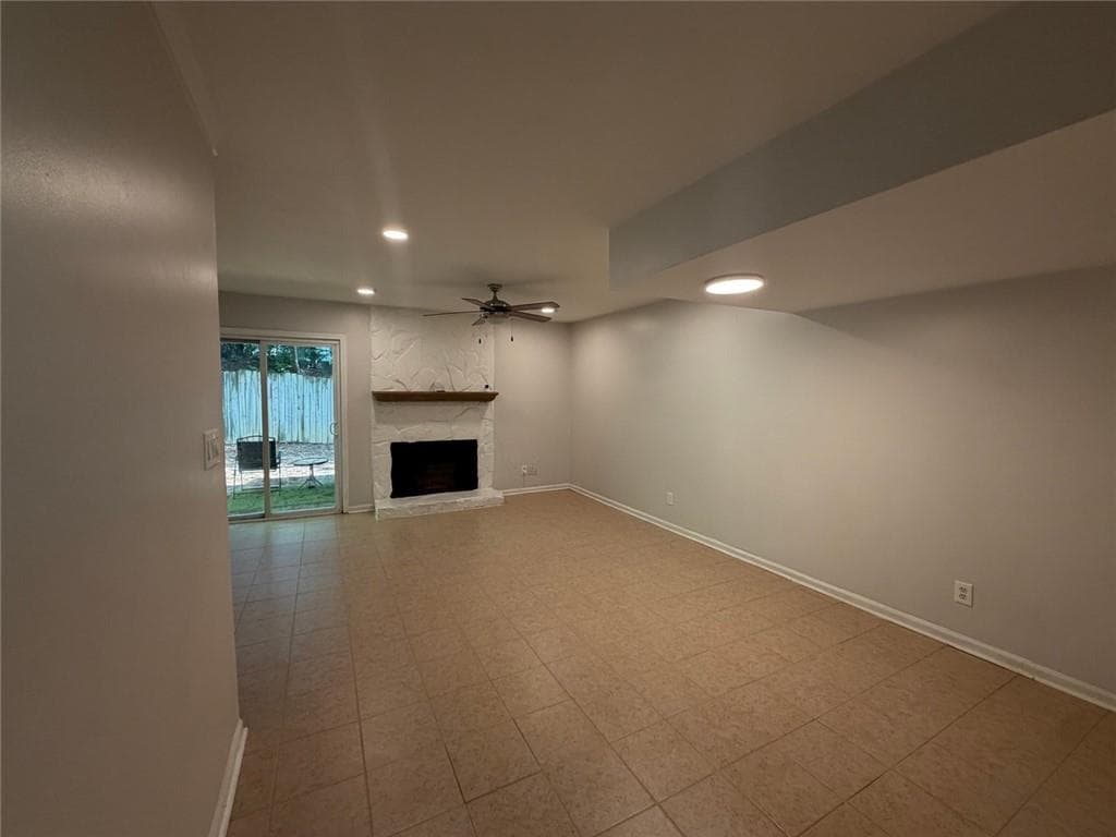 2 bedroom, 3 bathroom, 1,200 sq ft quadruplex for rent at 6368 Baker Court, Peachtree Corners, GA 30092 for $1,750 a month — photo 3