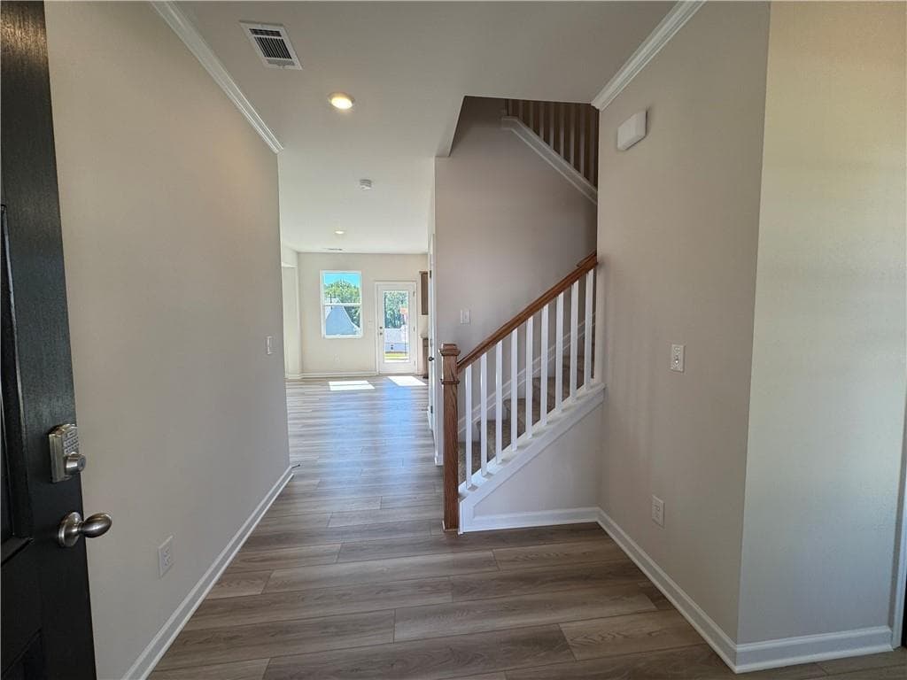 4 bedroom, 3 bathroom, 1,714 sq ft single family residence for sale at 357 Bloomfield Circle, Canton, GA 30114 — photo 4
