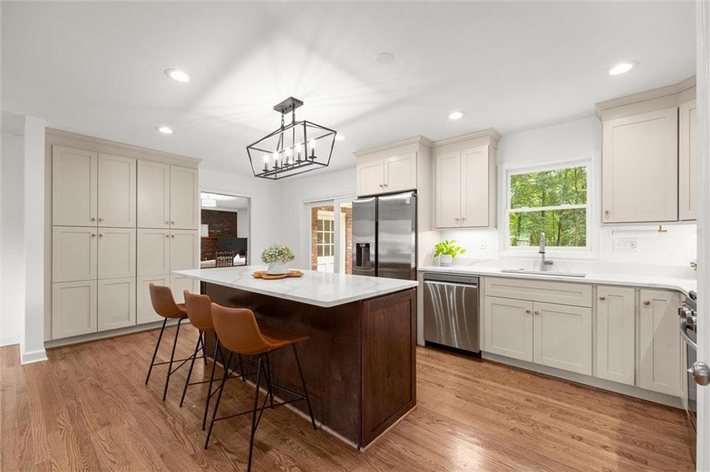 3 bedroom, 2 bathroom, 2,059 sq ft single family residence for sale at 1850 Donald Drive, Marietta, GA 30062 — photo 8