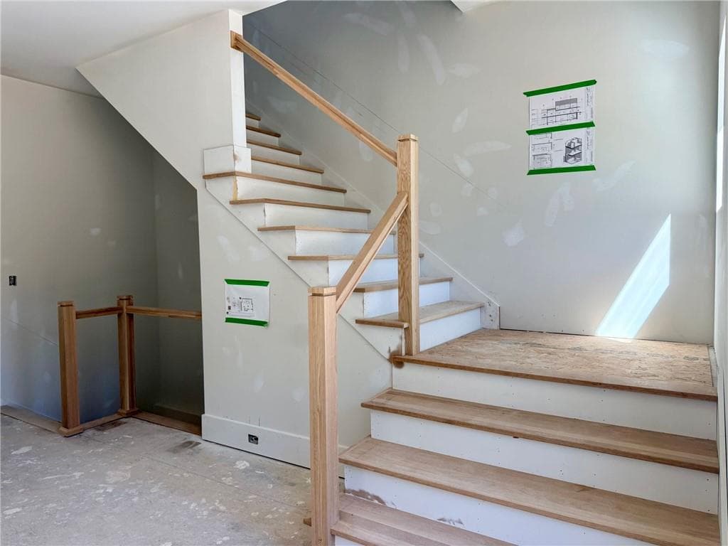 4 bedroom, 5 bathroom, 5,597 sq ft single family residence for sale at 175 Cedarwood Lane, Roswell, GA 30075 — photo 7