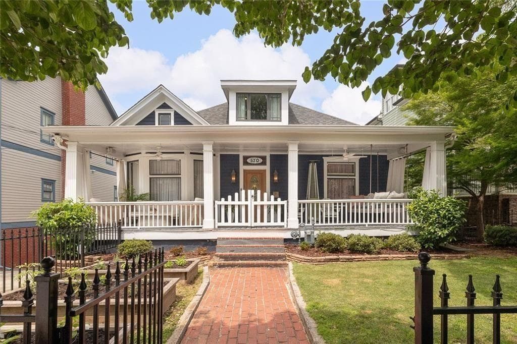5 bedroom, 3 bathroom, 3,675 sq ft single family residence for sale at 570 East Avenue, Atlanta, GA 30312