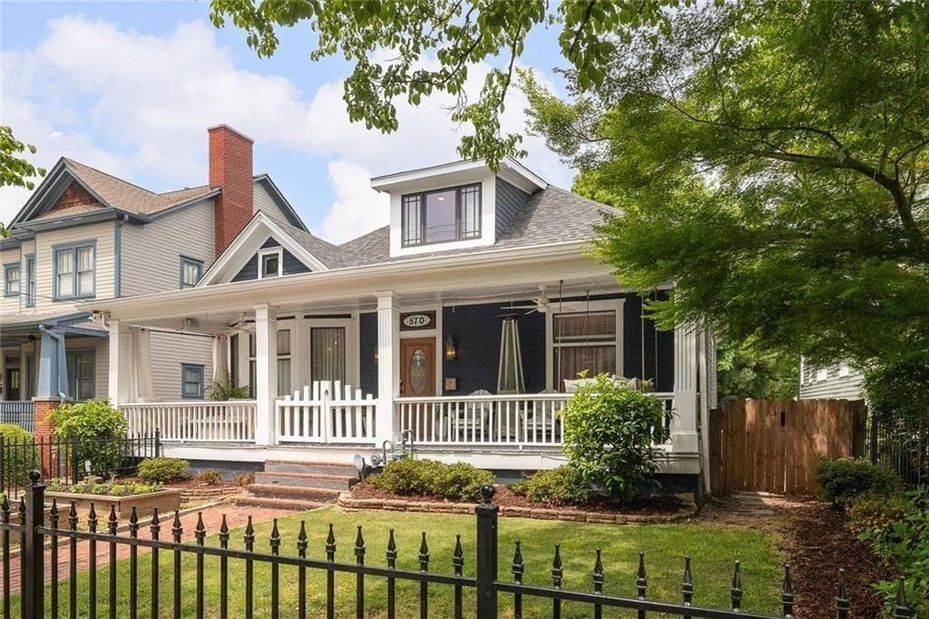5 bedroom, 3 bathroom, 3,675 sq ft single family residence for sale at 570 East Avenue, Atlanta, GA 30312 — photo 2