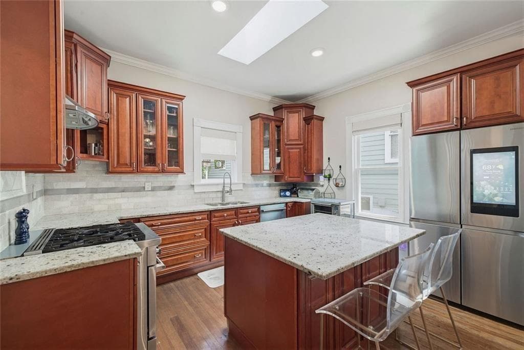5 bedroom, 3 bathroom, 3,675 sq ft single family residence for sale at 570 East Avenue, Atlanta, GA 30312 — photo 5