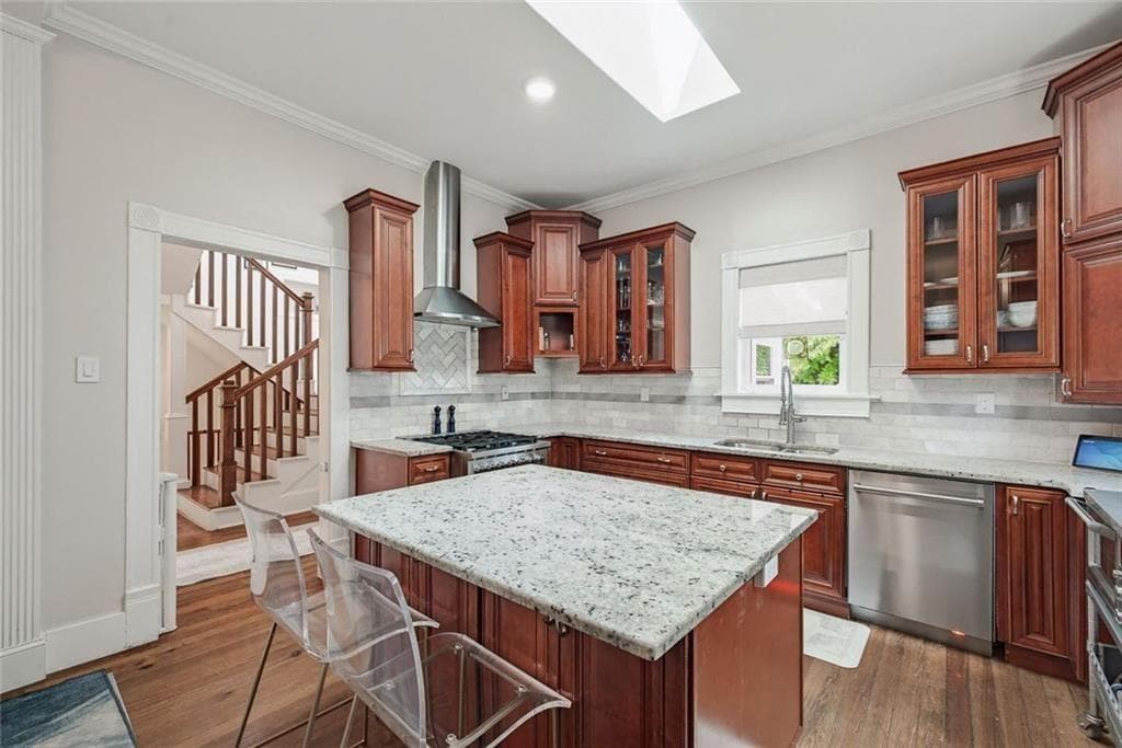 5 bedroom, 3 bathroom, 3,675 sq ft single family residence for sale at 570 East Avenue, Atlanta, GA 30312 — photo 7