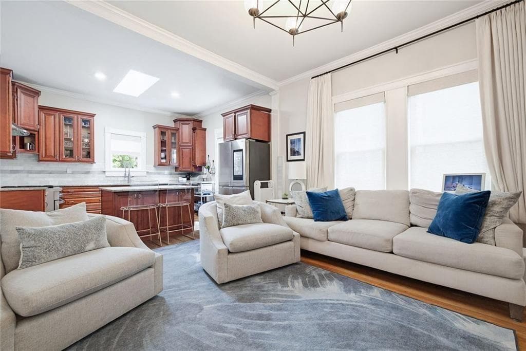 5 bedroom, 3 bathroom, 3,675 sq ft single family residence for sale at 570 East Avenue, Atlanta, GA 30312 — photo 9