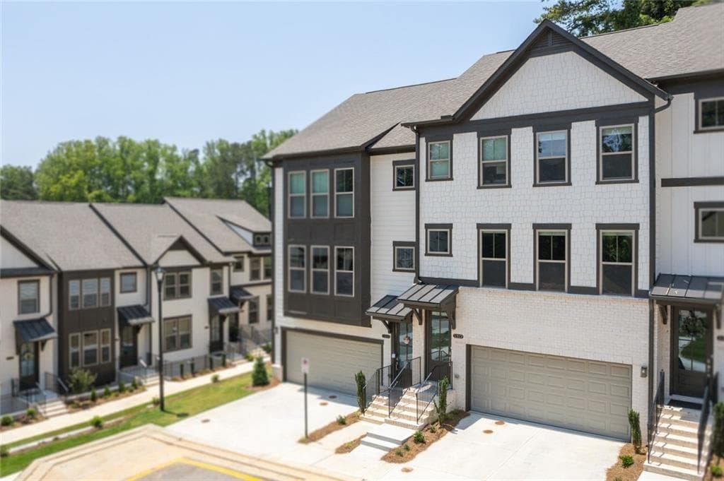 4 bedroom, 4 bathroom, 2,589 sq ft townhouse for sale at 1312 Stanley Park Drive, Decatur, GA 30033 — photo 3