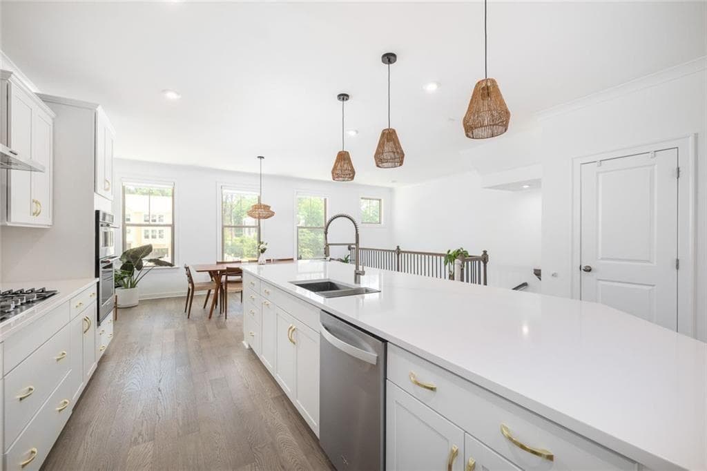 4 bedroom, 4 bathroom, 2,589 sq ft townhouse for sale at 1312 Stanley Park Drive, Decatur, GA 30033 — photo 4