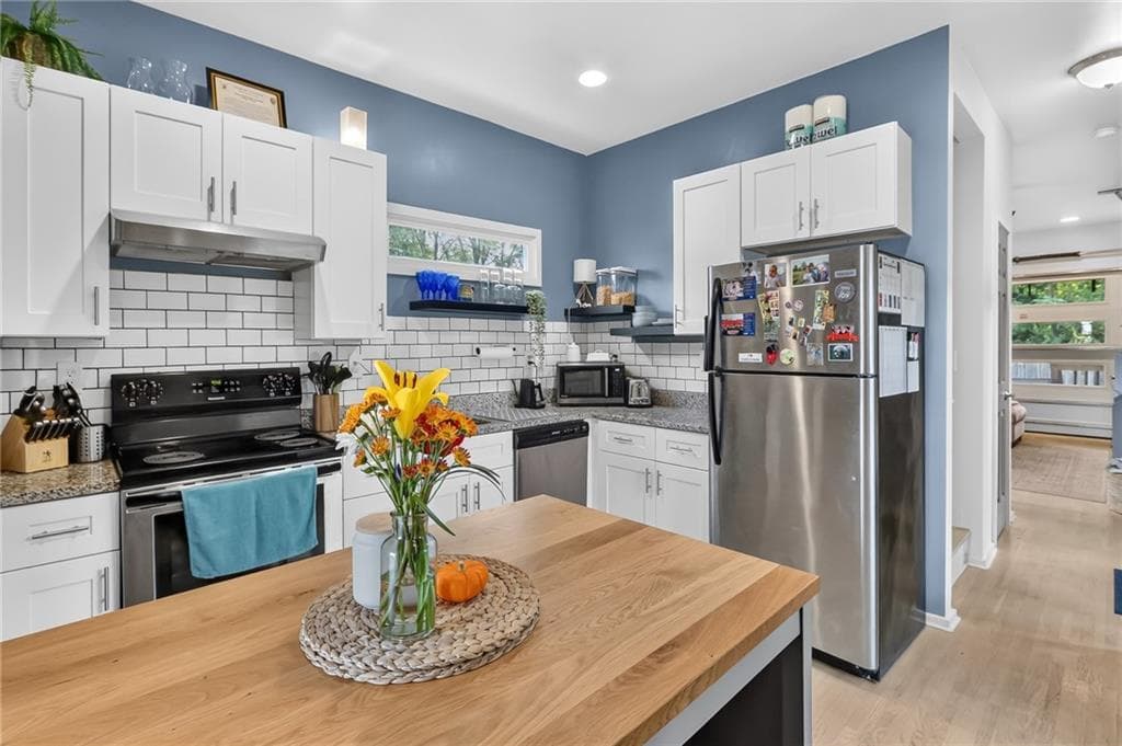 2 bedroom, 2 bathroom, 962 sq ft single family residence for sale at 523 Griffin Street, Atlanta, GA 30318 — photo 5