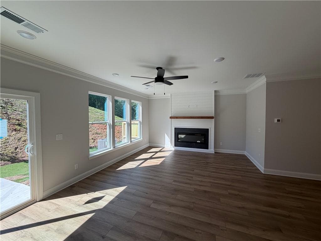 3 bedroom, 3 bathroom, 2,062 sq ft townhouse for sale at 5 Trace Bluff, Dawsonville, GA 30534 — photo 4