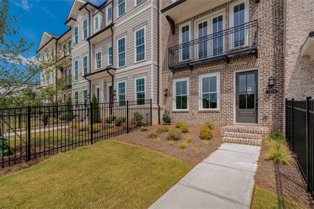 4 bedroom, 4 bathroom, 2,092 sq ft townhouse for sale at 1265 Northwyn Drive 257, Cumming, GA 30041 — photo 4
