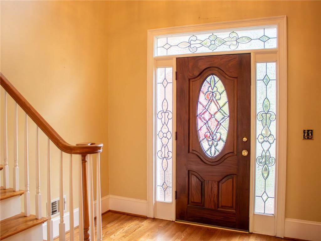 4 bedroom, 4 bathroom, 3,271 sq ft single family residence for sale at 473 Manor Oak Lane, Marietta, GA 30067 — photo 3