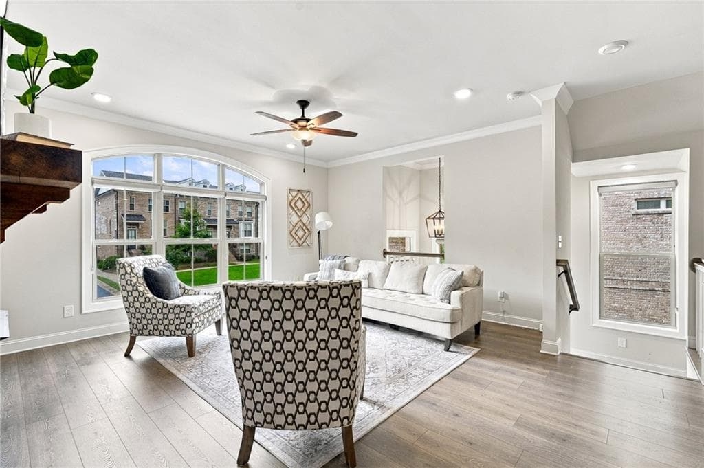 4 bedroom, 4 bathroom, 1,996 sq ft townhouse for sale at 7950 Laurel Creek Drive, Johns Creek, GA 30024 — photo 7