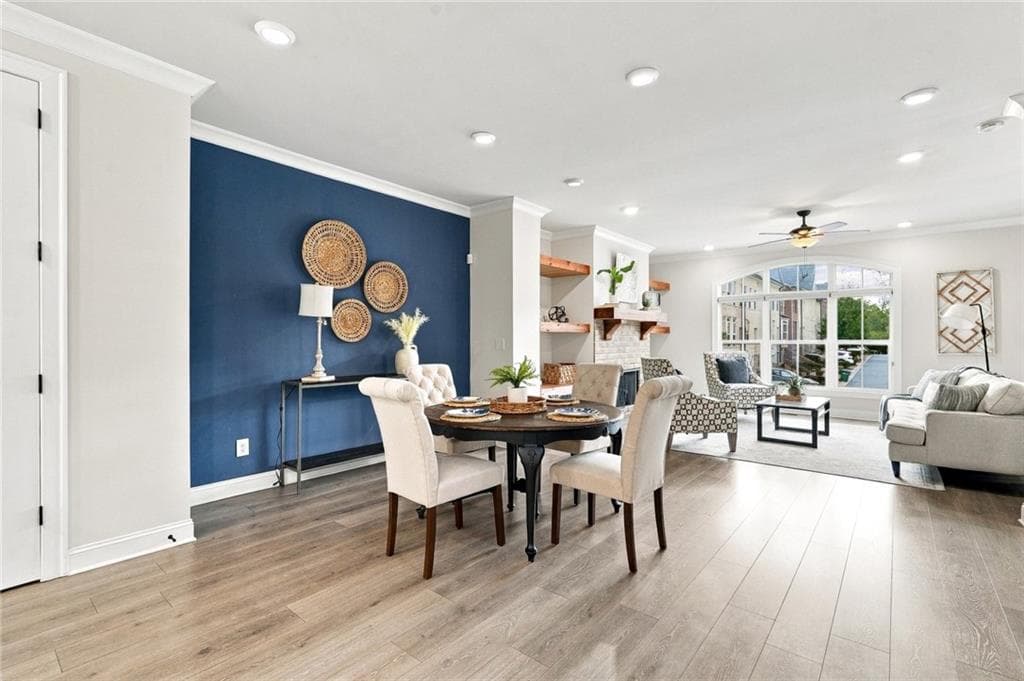 4 bedroom, 4 bathroom, 1,996 sq ft townhouse for sale at 7950 Laurel Creek Drive, Johns Creek, GA 30024 — photo 10