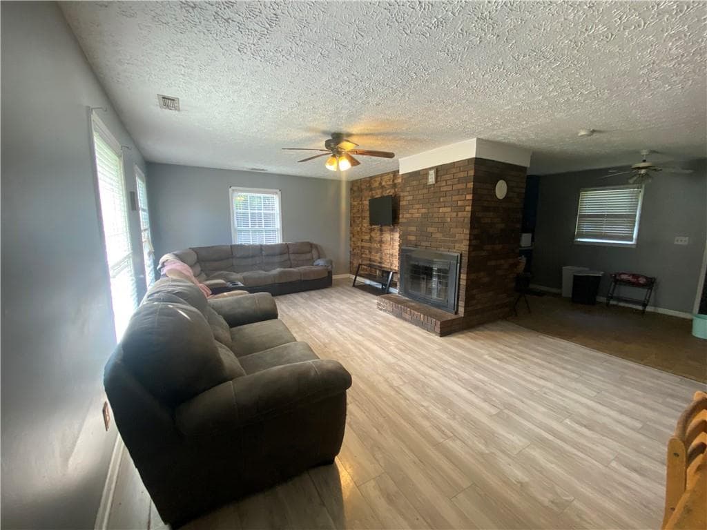 3 bedroom, 2 bathroom, 1,272 sq ft single family residence for sale at 1068 Judkin Mill Road, Cedartown, GA 30125 — photo 3