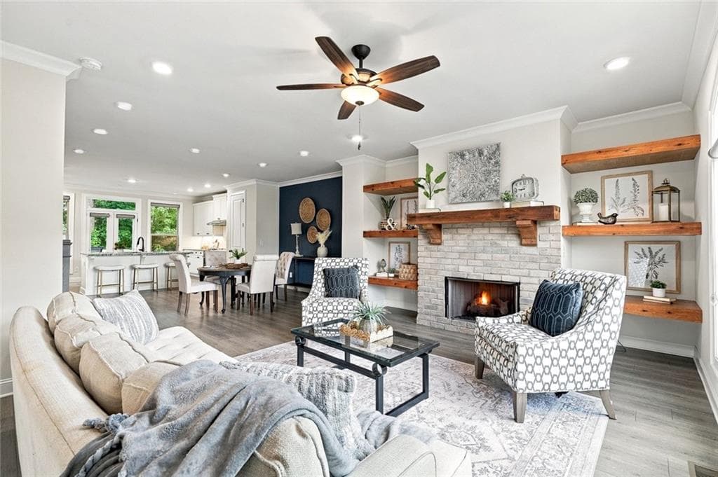 4 bedroom, 4 bathroom, 1,996 sq ft townhouse for sale at 7950 Laurel Creek Drive, Johns Creek, GA 30024 — photo 6