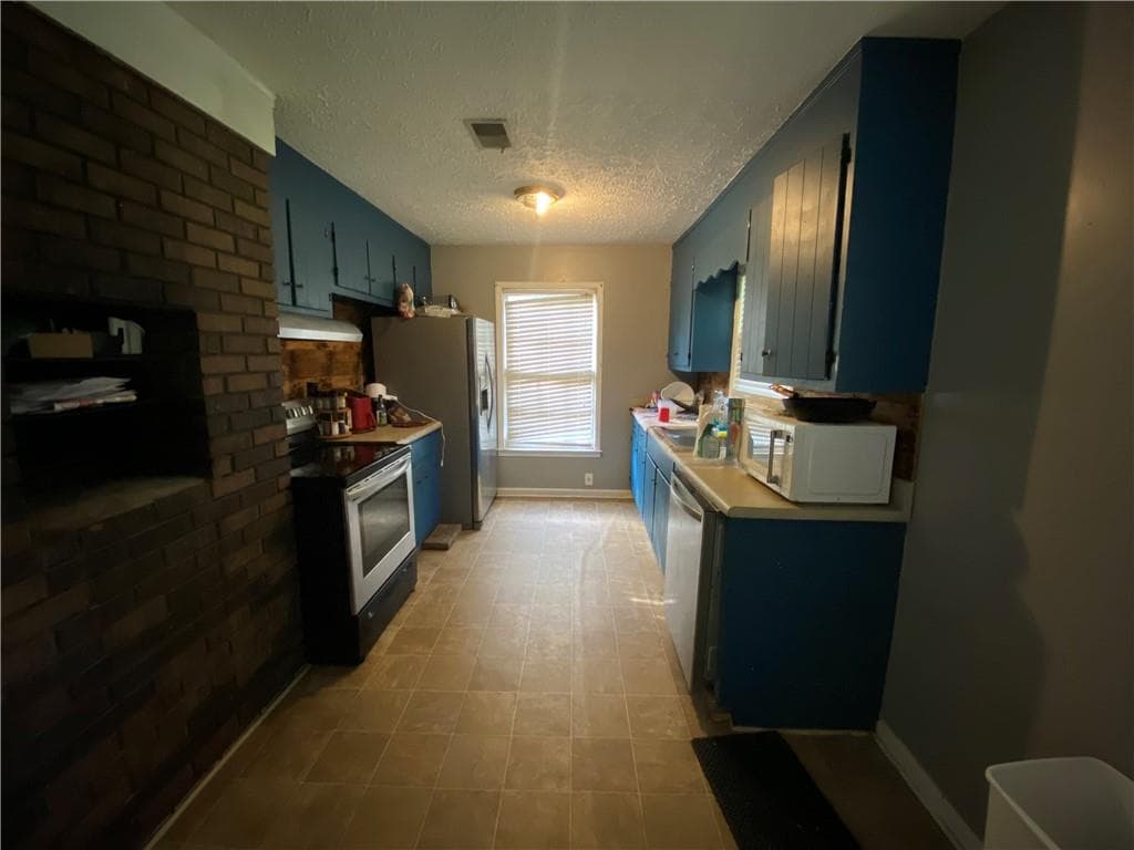 3 bedroom, 2 bathroom, 1,272 sq ft single family residence for sale at 1068 Judkin Mill Road, Cedartown, GA 30125 — photo 4
