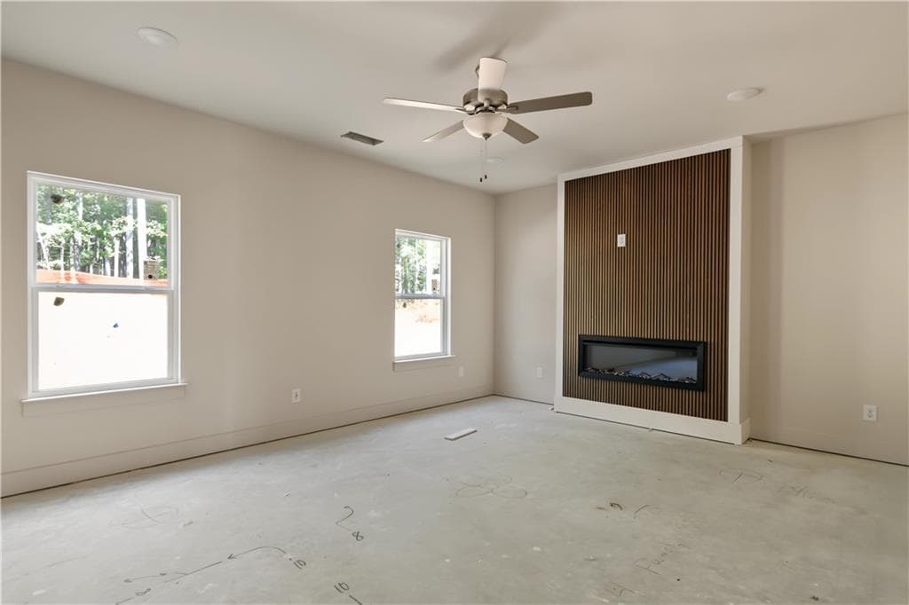 5 bedroom, 4 bathroom, 2,889 sq ft single family residence for sale at 3105 Kentmere Way, Lawrenceville, GA 30044 — photo 4