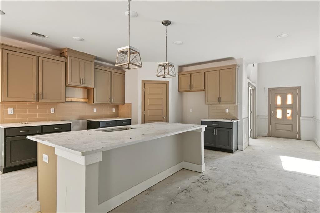 5 bedroom, 3 bathroom, 2,889 sq ft single family residence for sale at 3101 Kentmere Way, Lawrenceville, GA 30044 — photo 8