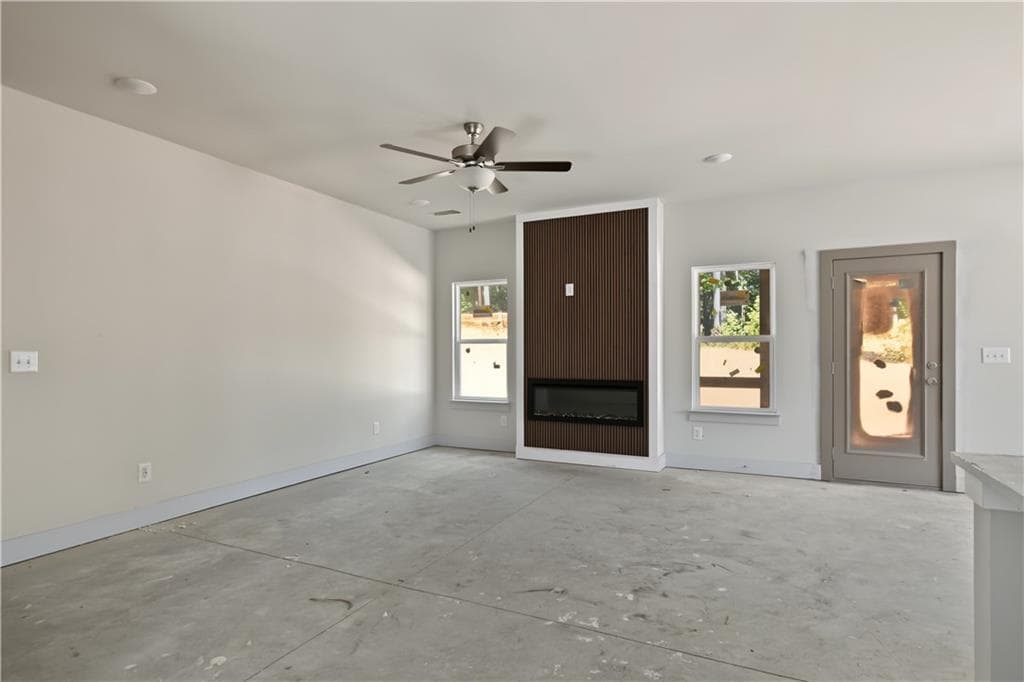 5 bedroom, 3 bathroom, 2,889 sq ft single family residence for sale at 3101 Kentmere Way, Lawrenceville, GA 30044 — photo 9