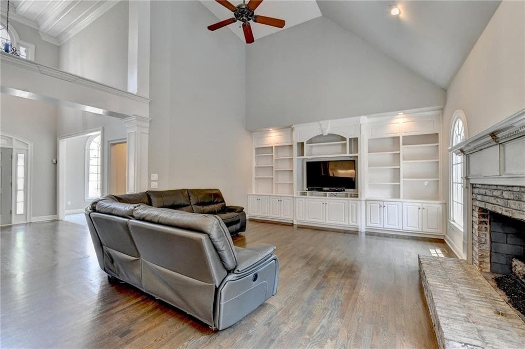 7 bedroom, 5 bathroom, 5,943 sq ft single family residence for sale at 3394 Forestwood Drive, Suwanee, GA 30024 — photo 6