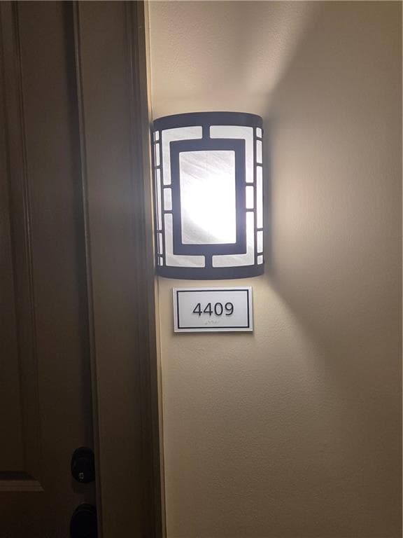 2 bedroom, 2 bathroom, 1,433 sq ft condominium for sale at 2300 Peachford Road 4409, Dunwoody, GA 30338 — photo 4