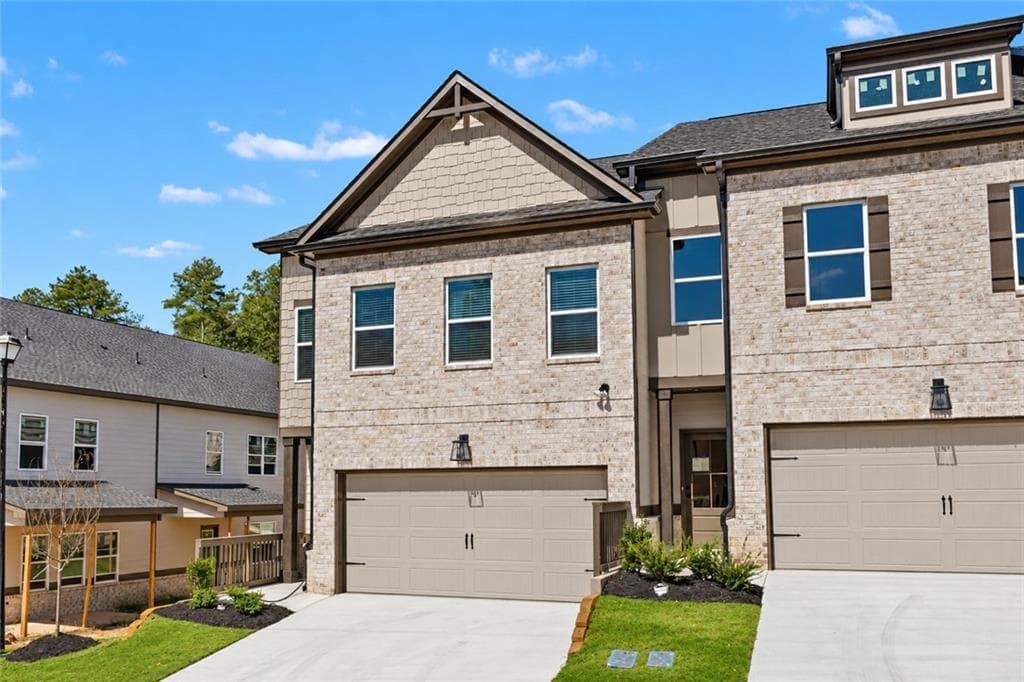 4 bedroom, 3 bathroom, 2,300 sq ft townhouse for sale at 4357 Fern River Bend 35, Norcross, GA 30093