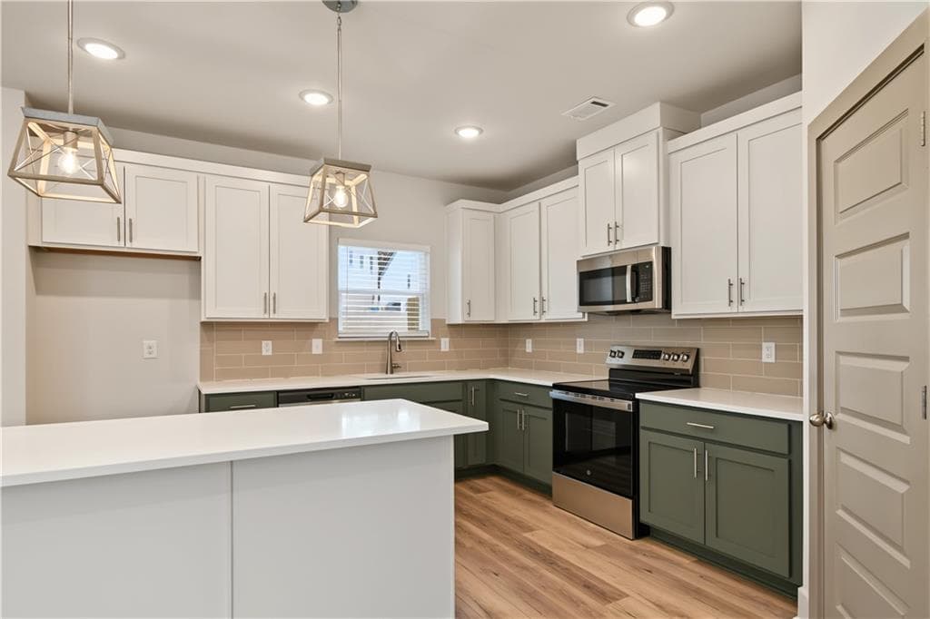4 bedroom, 3 bathroom, 2,300 sq ft townhouse for sale at 4357 Fern River Bend 35, Norcross, GA 30093 — photo 10