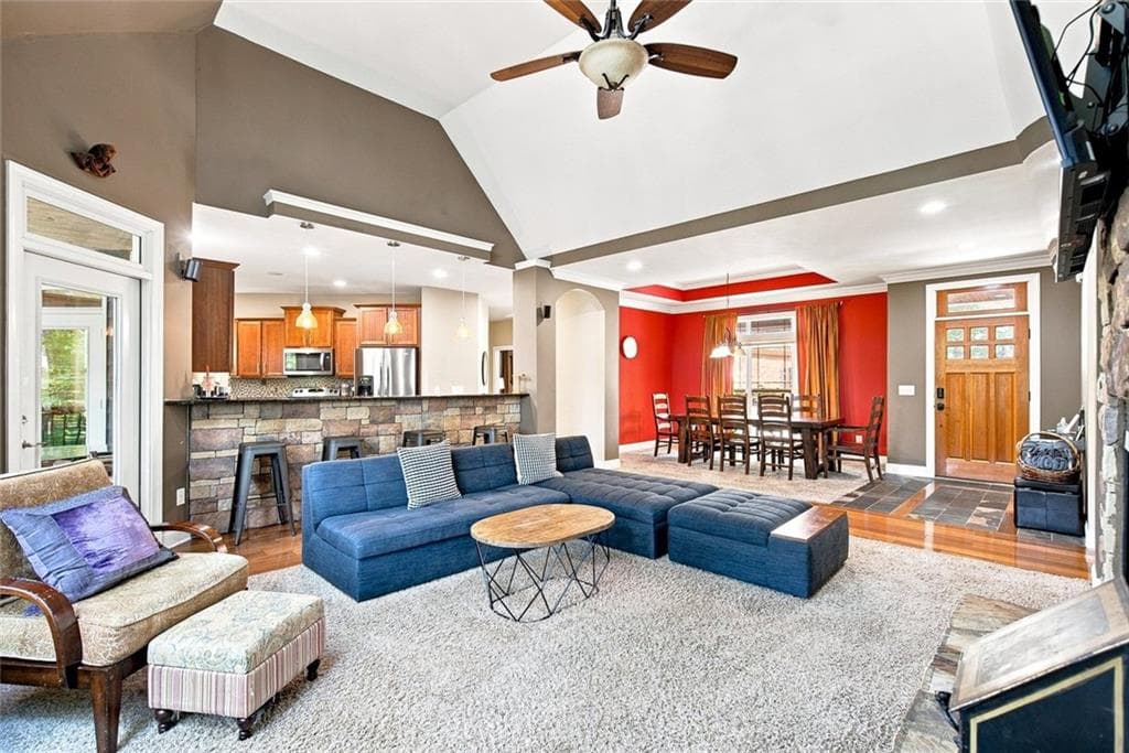 6 bedroom, 3 bathroom, 4,097 sq ft single family residence for sale at 251 White Antelope Street, Waleska, GA 30183 — photo 10