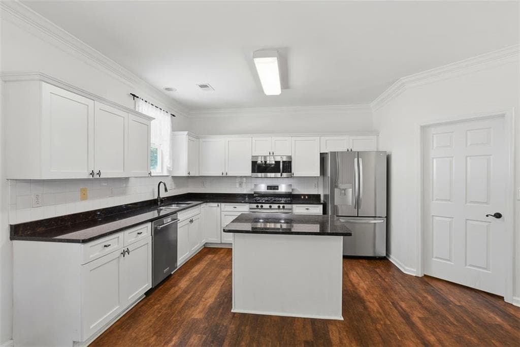 4 bedroom, 3 bathroom, 2,602 sq ft single family residence for sale at 3988 Madison Main, Kennesaw, GA 30144 — photo 10