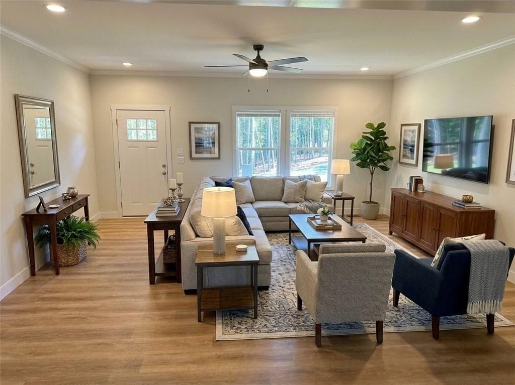4 bedroom, 3 bathroom, 1,860 sq ft single family residence for sale at 5568 Saddle Club Road, Gainesville, GA 30506 — photo 7