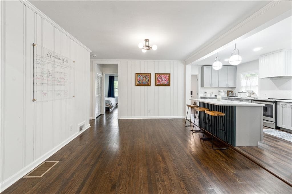 4 bedroom, 2 bathroom, 2,069 sq ft single family residence for rent at 1201 Poplar Grove Drive, Atlanta, GA 30306 for $4,900 a month — photo 6