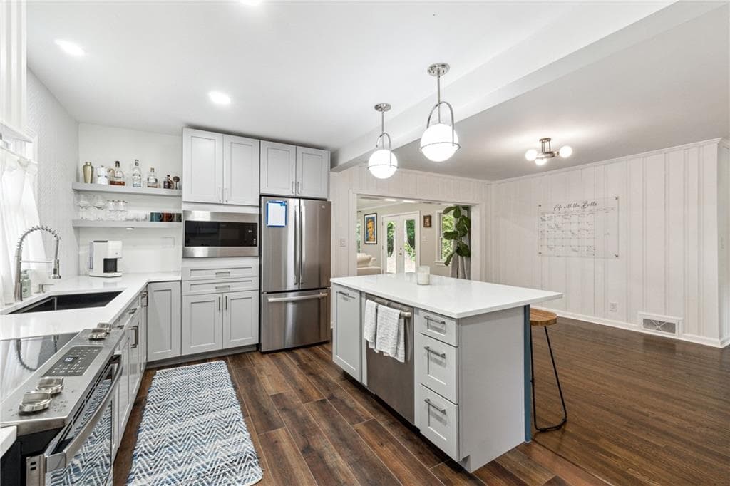 4 bedroom, 2 bathroom, 2,069 sq ft single family residence for rent at 1201 Poplar Grove Drive, Atlanta, GA 30306 for $4,900 a month — photo 9