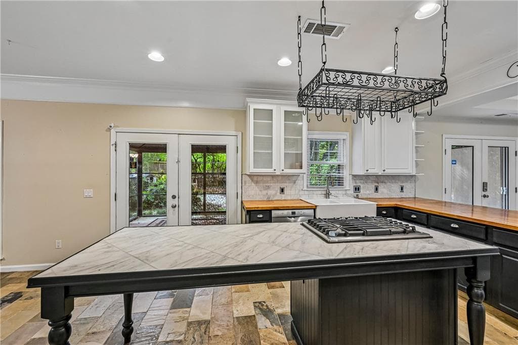 4 bedroom, 3 bathroom, 2,422 sq ft single family residence for sale at 8590 River Walk Landing, Johns Creek, GA 30024 — photo 6