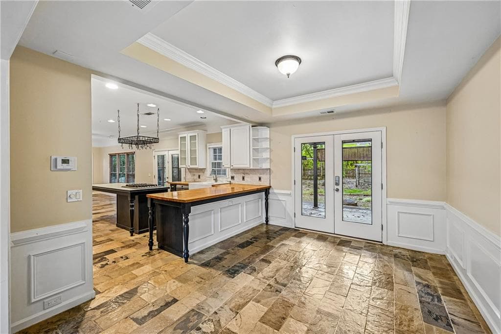 4 bedroom, 3 bathroom, 2,422 sq ft single family residence for sale at 8590 River Walk Landing, Johns Creek, GA 30024 — photo 9