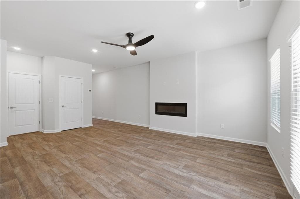 3 bedroom, 3 bathroom, 1,880 sq ft townhouse for sale at 3672 PARKWAY JAMES Drive, Snellville, GA 30039 — photo 6