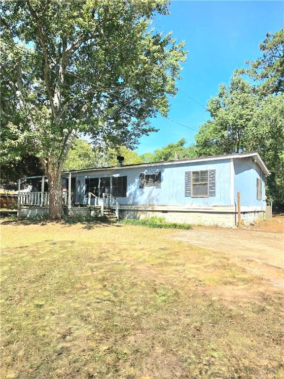 3 bedroom, 2 bathroom, 1,512 sq ft single family residence under contract at 1670 Lake Jodeco Road, Jonesboro, GA 30236
