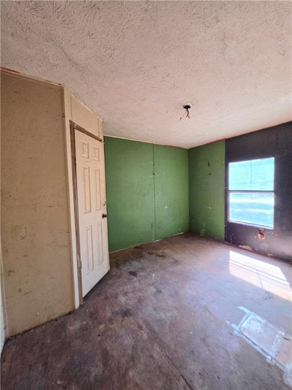 3 bedroom, 2 bathroom, 1,512 sq ft single family residence under contract at 1670 Lake Jodeco Road, Jonesboro, GA 30236 — photo 10