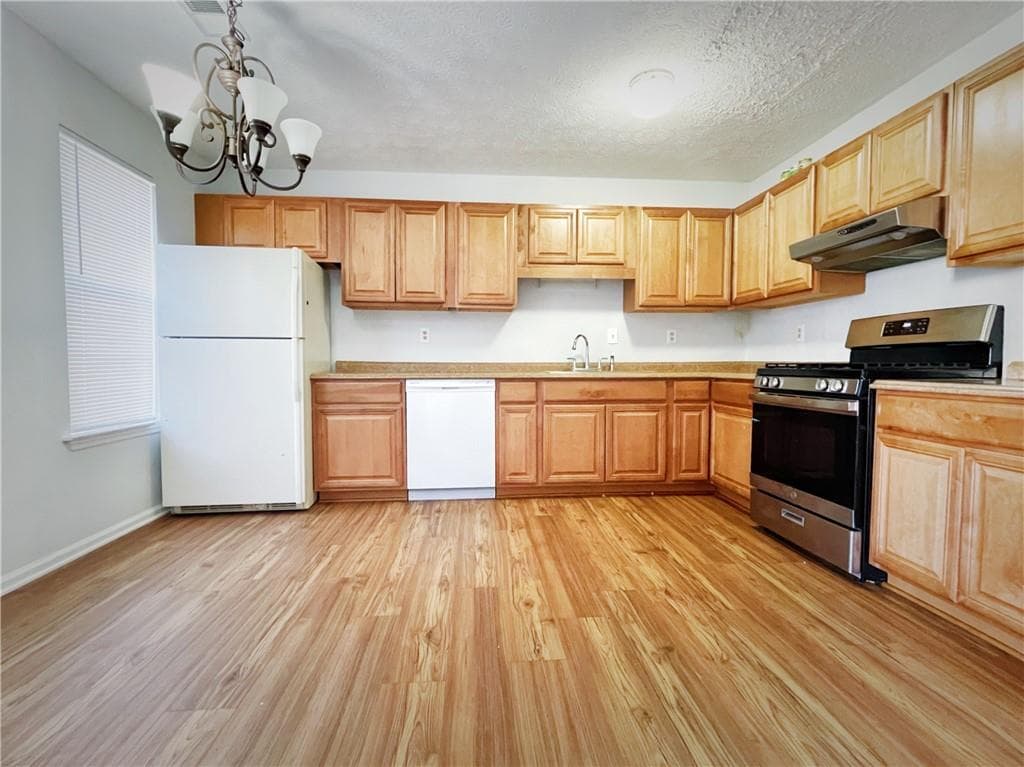 3 bedroom, 3 bathroom, 1,518 sq ft townhouse for rent at 1122 Overland Hill Trace, Norcross, GA 30093 for $1,750 a month — photo 4