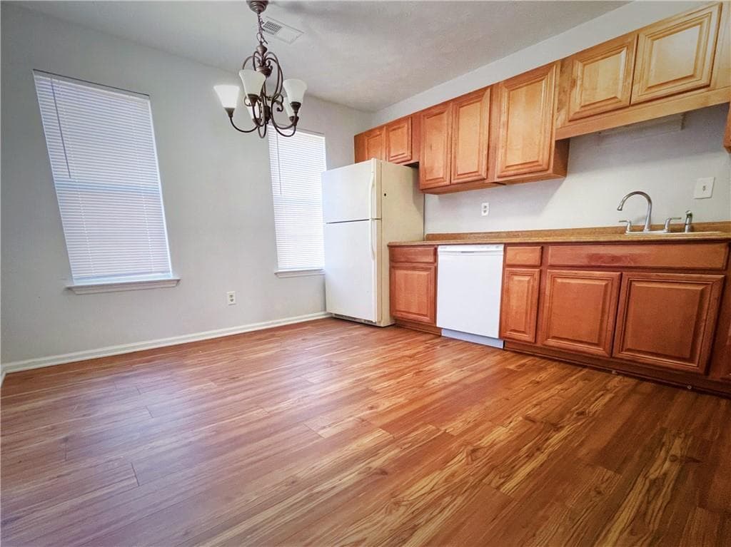 3 bedroom, 3 bathroom, 1,518 sq ft townhouse for rent at 1122 Overland Hill Trace, Norcross, GA 30093 for $1,750 a month — photo 5