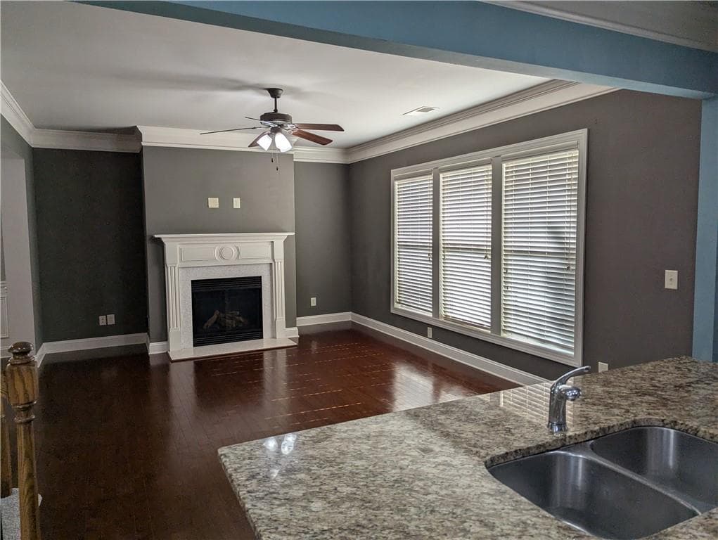 3 bedroom, 3 bathroom, 2,096 sq ft single family residence for rent at 2410 Wentwood Court, Cumming, GA 30041 for $2,500 a month — photo 8