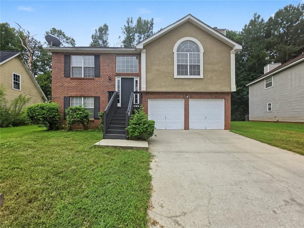 3 bedroom, 2 bathroom, 1,680 sq ft home for sale at 6195 Idlewood Circle, Lithonia, GA