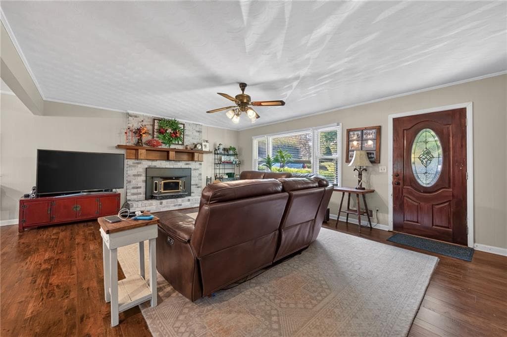 3 bedroom, 2 bathroom, 2,888 sq ft single family residence for sale at 1276 Howell Bridge Road, Ball Ground, GA 30107 — photo 6