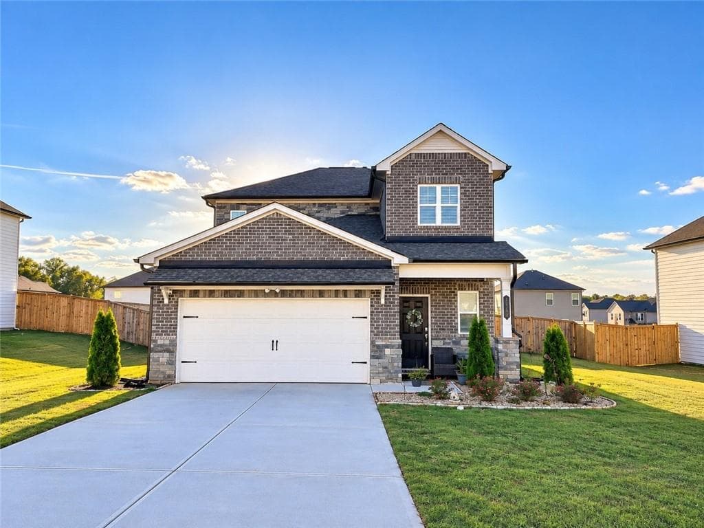 5 bedroom, 3 bathroom, 2,355 sq ft single family residence for sale at 1241 Arnhem Drive Drive, Hampton, GA 30228