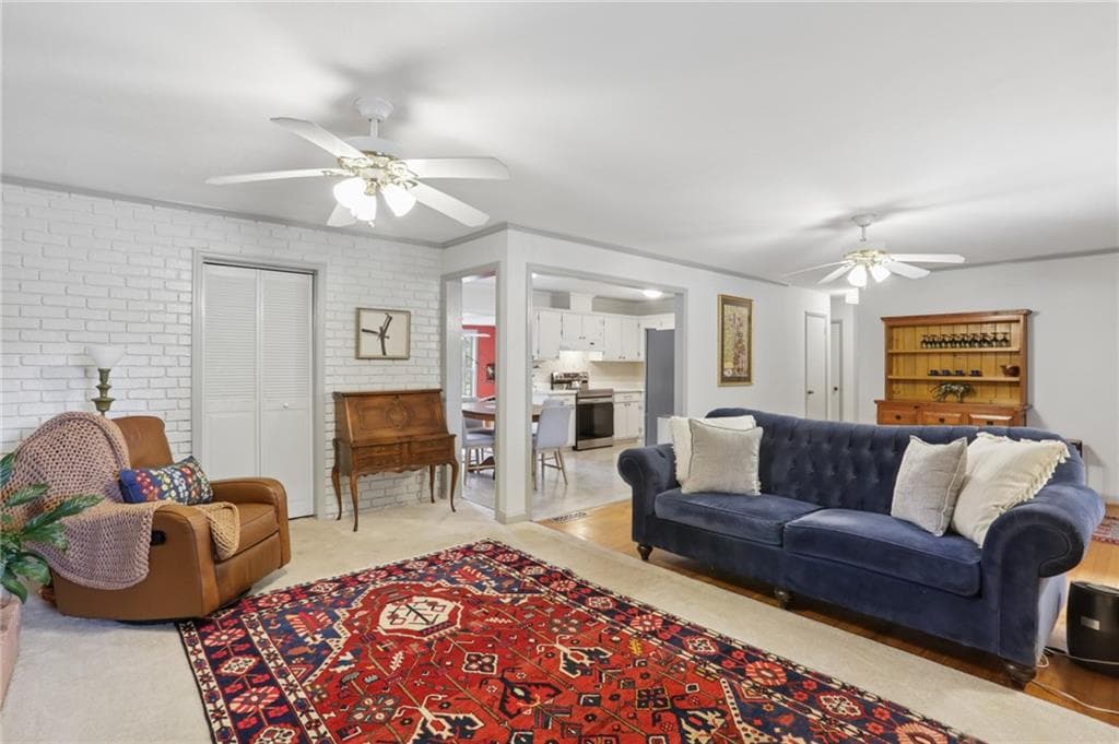 3 bedroom, 2 bathroom, 1,432 sq ft single family residence for sale at 1552 Edinburgh Drive, Tucker, GA 30084 — photo 8