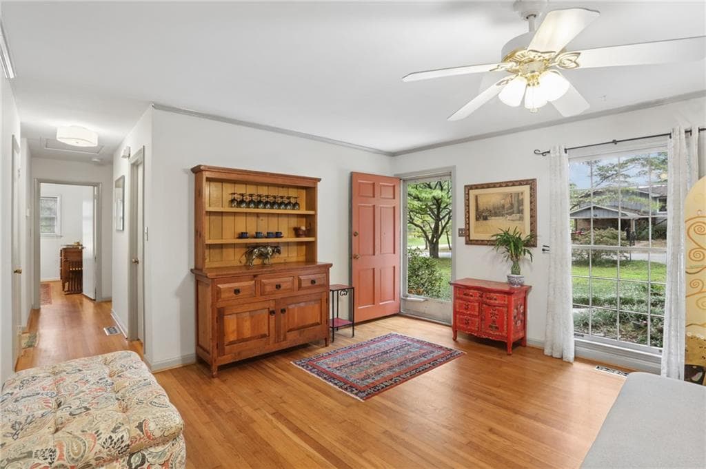 3 bedroom, 2 bathroom, 1,432 sq ft single family residence for sale at 1552 Edinburgh Drive, Tucker, GA 30084 — photo 4