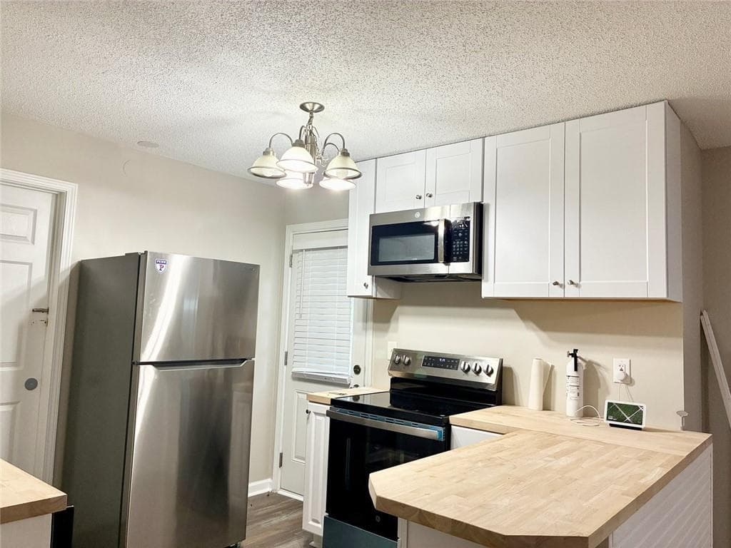 1 bedroom, 1 bathroom, 1,000 sq ft duplex for rent at 4984 Galleon Crossing B, Decatur, GA 30035 for $1,500 a month — photo 2