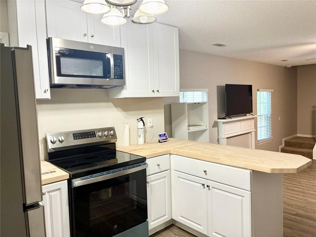 1 bedroom, 1 bathroom, 1,000 sq ft duplex for rent at 4984 Galleon Crossing B, Decatur, GA 30035 for $1,500 a month — photo 4