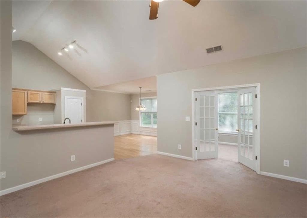 3 bedroom, 2 bathroom, 1,947 sq ft single family residence for sale at 560 Golden Meadow Drive, Mcdonough, GA 30252 — photo 3