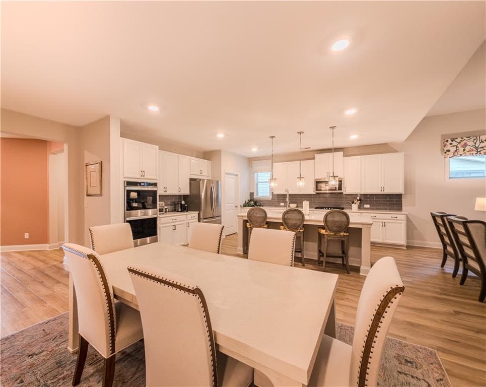 3 bedroom, 2 bathroom, 2,097 sq ft single family residence for sale at 2481 Knob Creek Road, Snellville, GA 30078 — photo 7