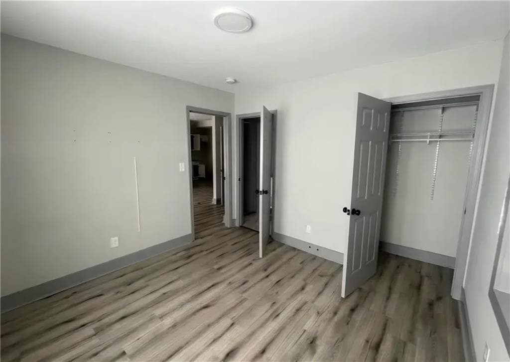 5 bedroom, 3 bathroom, 2,247 sq ft single family residence for sale at 99 Holly Road, Atlanta, GA 30314 — photo 4